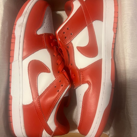 Red and white Nike dunk low slightly worn in great condition - Picture 5 of 5